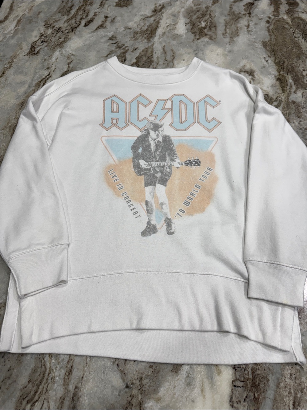 Women’s sweatshirt!